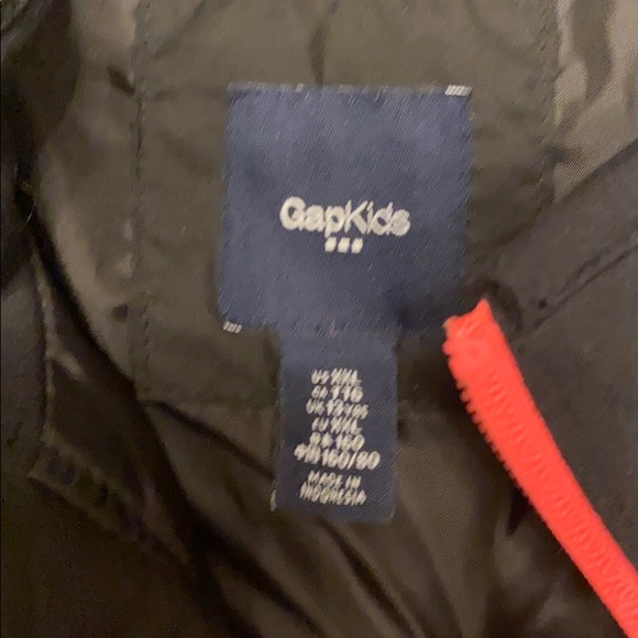 Gap Vest- girls XXL like new, black w pink zipper - Picture 2 of 2